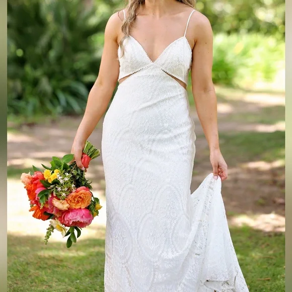 knee length dresses for ladies BHLDN JS Collections Lace Gown (4)  The Thrifty Hippy